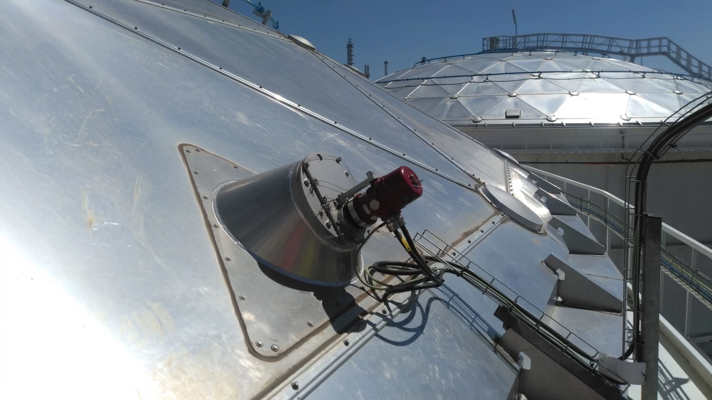 Clearview case header